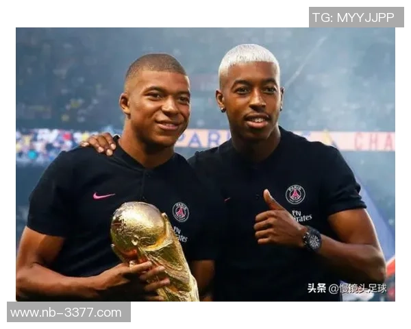 足球样貌的多元化演变与全球文化交融的深刻影响分析 足球样貌的多元化演变与全球文化交融的深刻影响分析